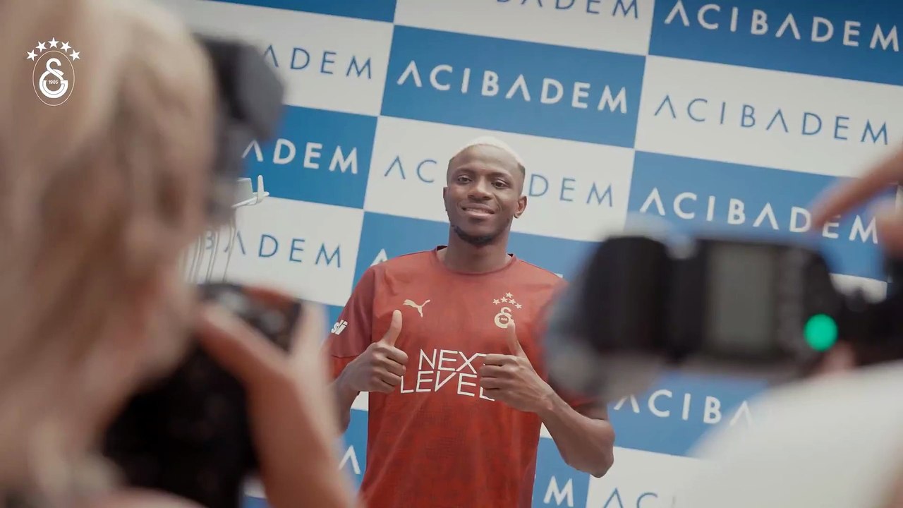 Galatasaray'ın yeni transferi Osimhen, sağlık kontrolünden geçti