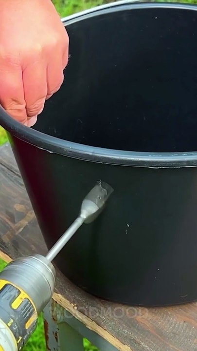 Bucket and Rope Hack Every Builder Needs to Know 🛠️🚧