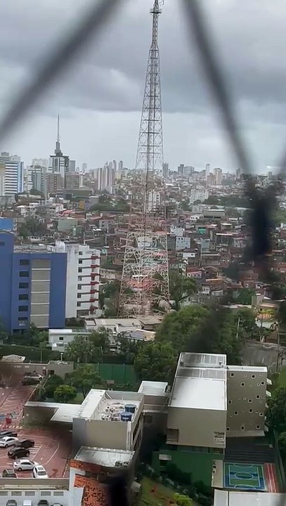 Tiroteio Assusta Moradores no Bairro Federação 🔫