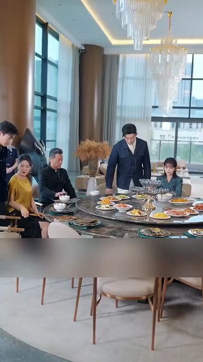 Yu Long and Yang Miemie❤With Every Step She Turned Their Traps Into Her Triumphs