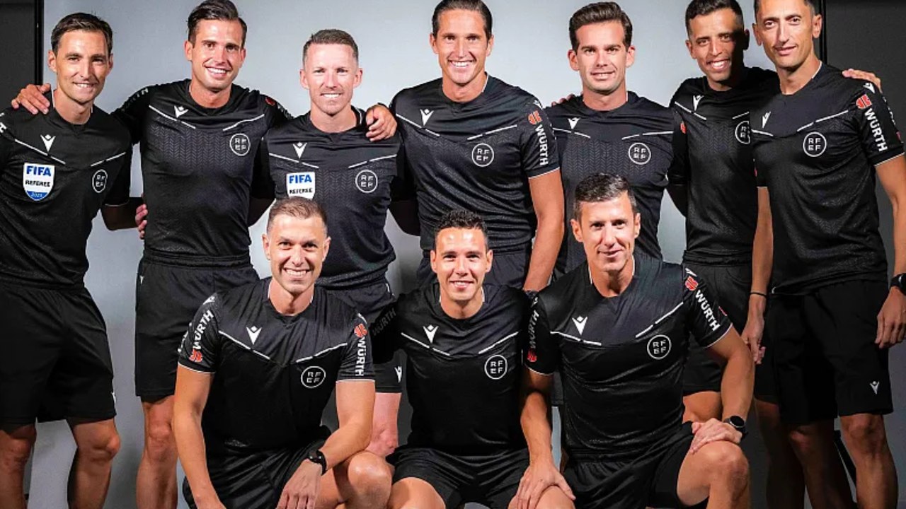 Presentada la plantilla arbitrar de LaLiga EA Sports 2025-26