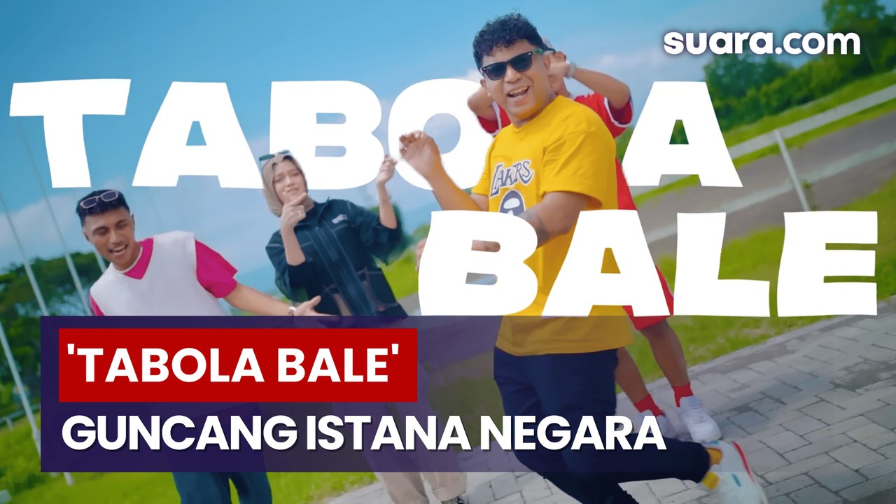 Tabola Bale: Lagu Cinta yang Mengguncang Panggung Istana