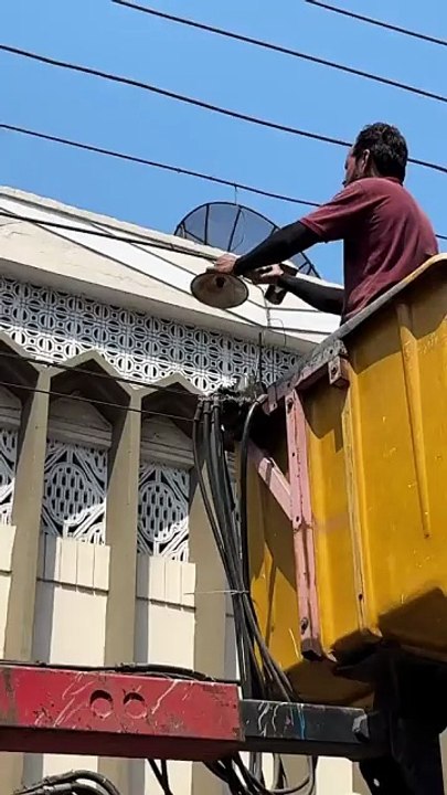 Street Light Repair technique