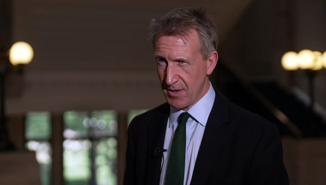 Govt: Hotel not the right accommodation for asylum seekers