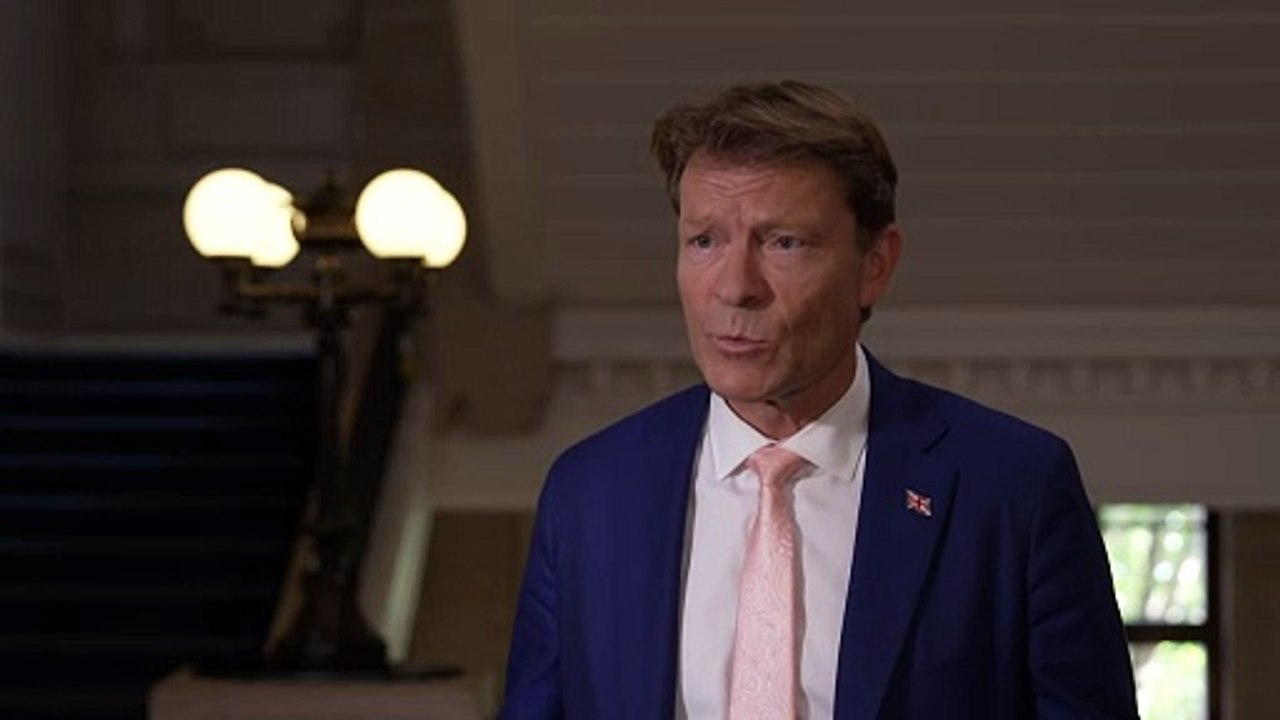 Reform vows to scrap Human Rights Act over migration crisis