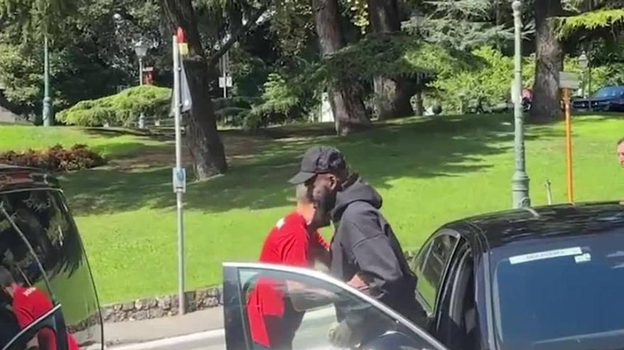 Genoa, riecco Onana. Il centrocampista è arrivato in città