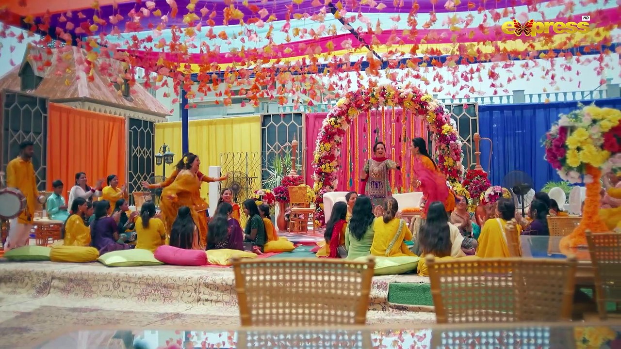 Mohalla Episode 1 - Shahzad Sheikh, Maha Hasan, Javed Sheikh, Mehar Bano - Express TV