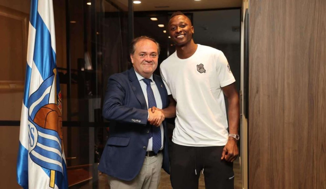 Aperribay y la no salida de Sadiq: "Él podía decir no a todos los clubes y nosotros no al Valencia"