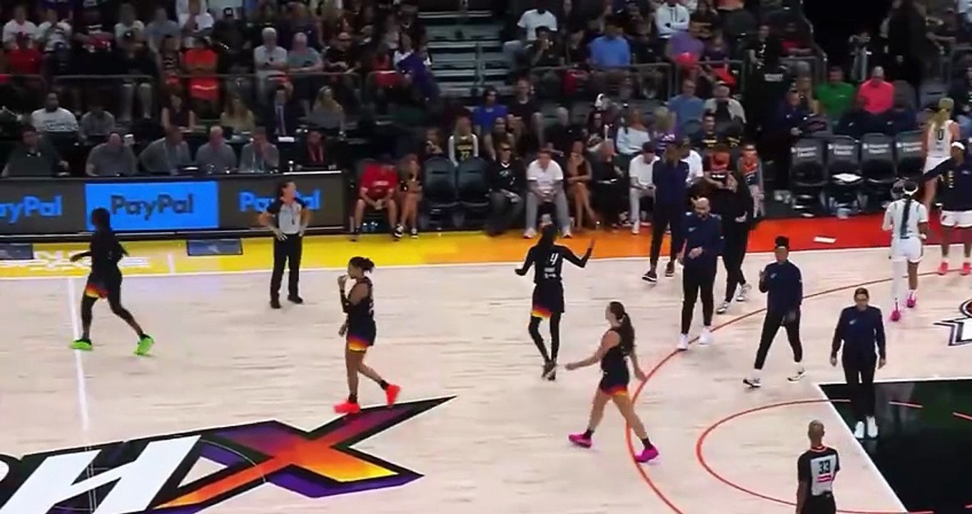 Caitlin Clark, DeWanna Bonner exchange words in Fever vs. Mercury