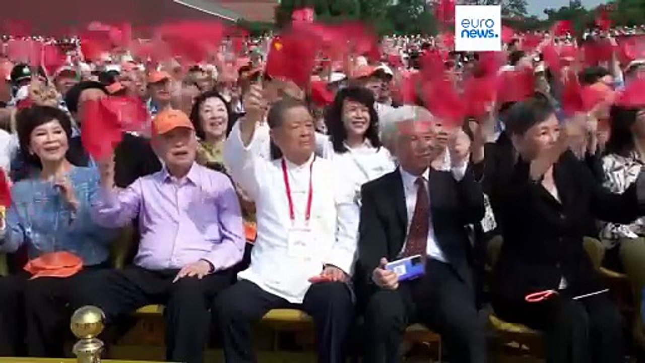 Военный парад в Пекине: Си Цзиньпин заявил о мире и показал новую межконтинентальную ракету