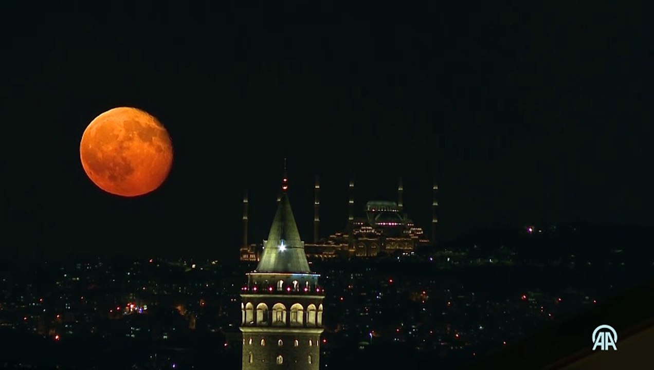 İstanbul'da dolunay