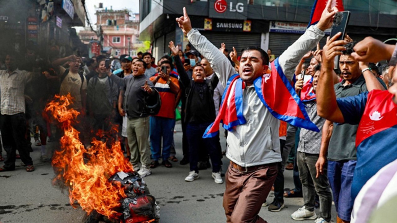 Gen Z Meaning In Hindi: Gen Z का सही मतलब क्या है, What is Gen Z  | Boldsky