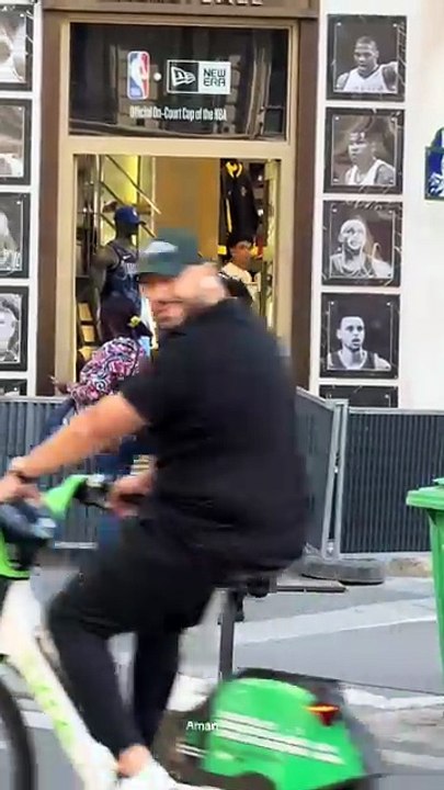 NBA YoungBoy in Paris