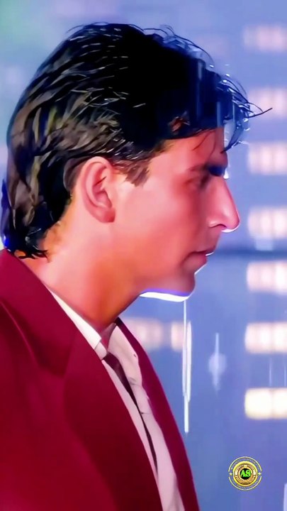 🔥 Top Bollywood Songs to Heat Up Your Dance Floor with Your Best Friend! 🖤