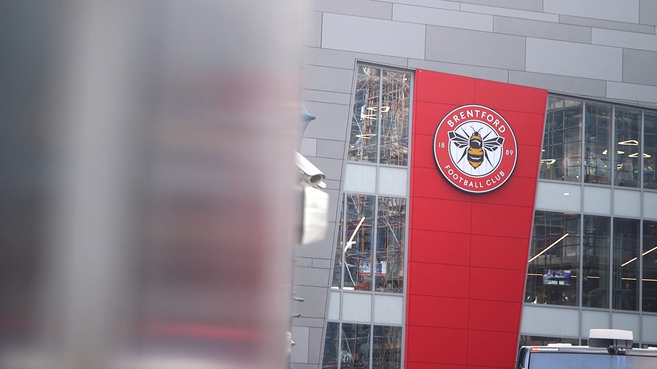 Spurs and Arsenal thrive whilst West Ham and Chelsea pegged back