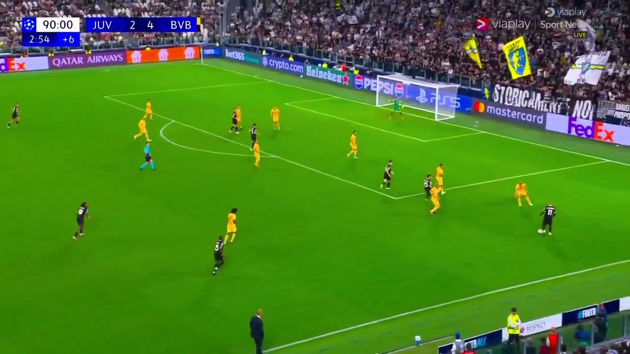 3ème b u t J u v e n t u s v s B V B