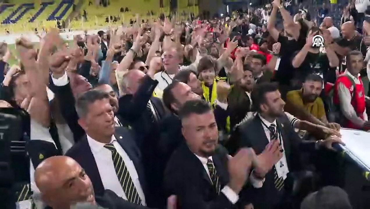 Fenerbahçe'nin yeni başkanı Sadettin Saran oldu