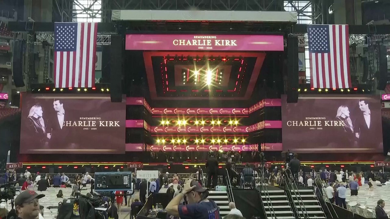 В США прощаются с "мучеником во имя свободы Америки" Чарли Кирком