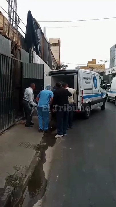 Tragedia en pleno centro salteño: murió un obrero e investigan las causas