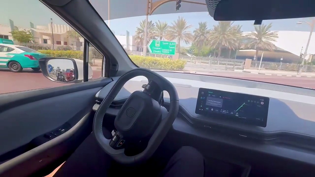 Self-driving taxi