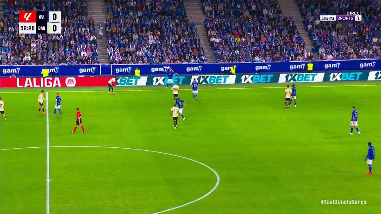 Gol del Real Oviedo de Salomón Rondón ante el Barcelona