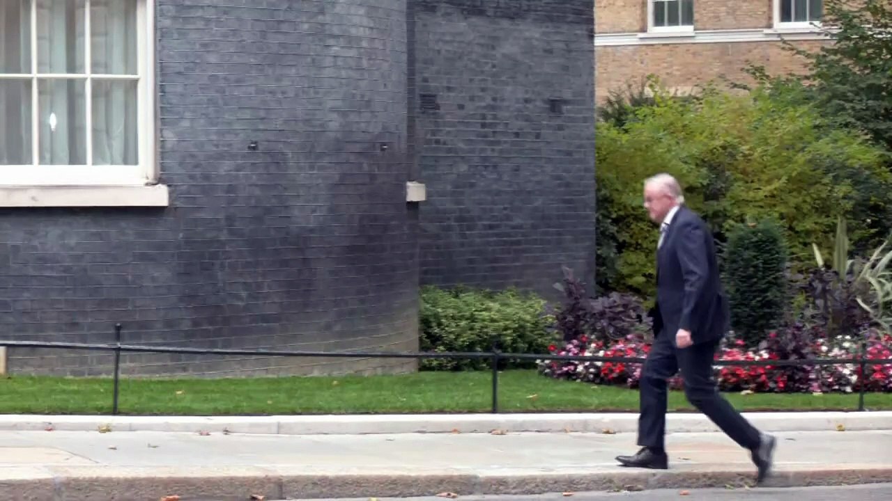 Starmer meets Australian PM Albanese