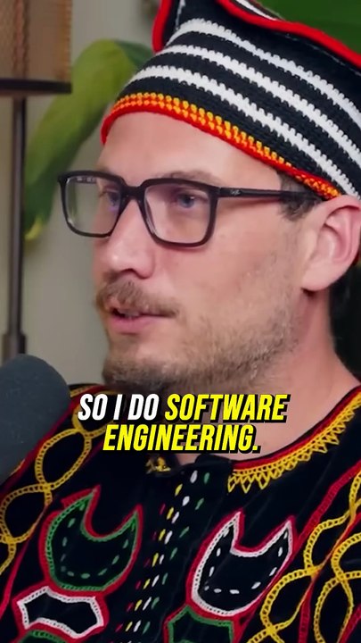 This Software Engineer Makes $10,000 a Month!