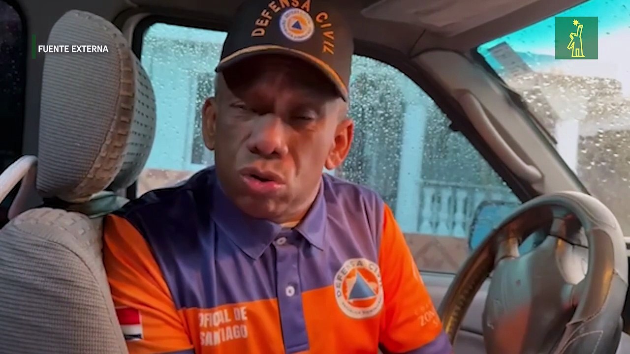 Reportan inundaciones en varios sectores de Santiago por fuertes lluvias