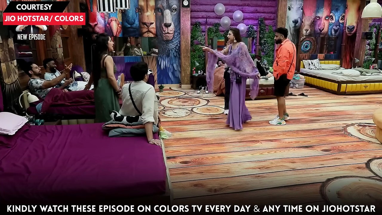 Bigg Boss 19 LIVE - Farhana Ka Ashnoor Se Abhishek Ko Leker Jhagda ｜  Episode 39