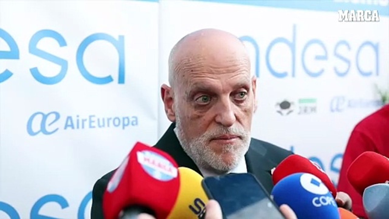 Tebas: "Me alegraría mucho que el Barça dejase la Superliga"