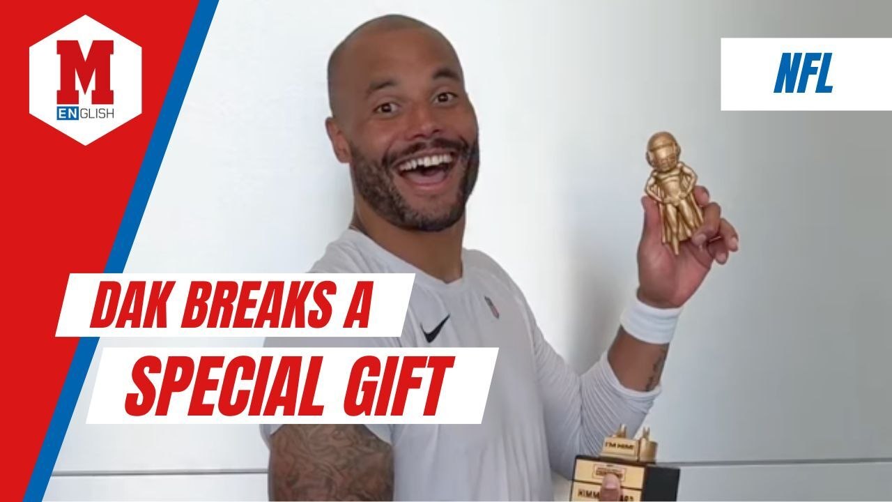 Dak Prescott breaks a special gift from a Dallas Cowboys teammate