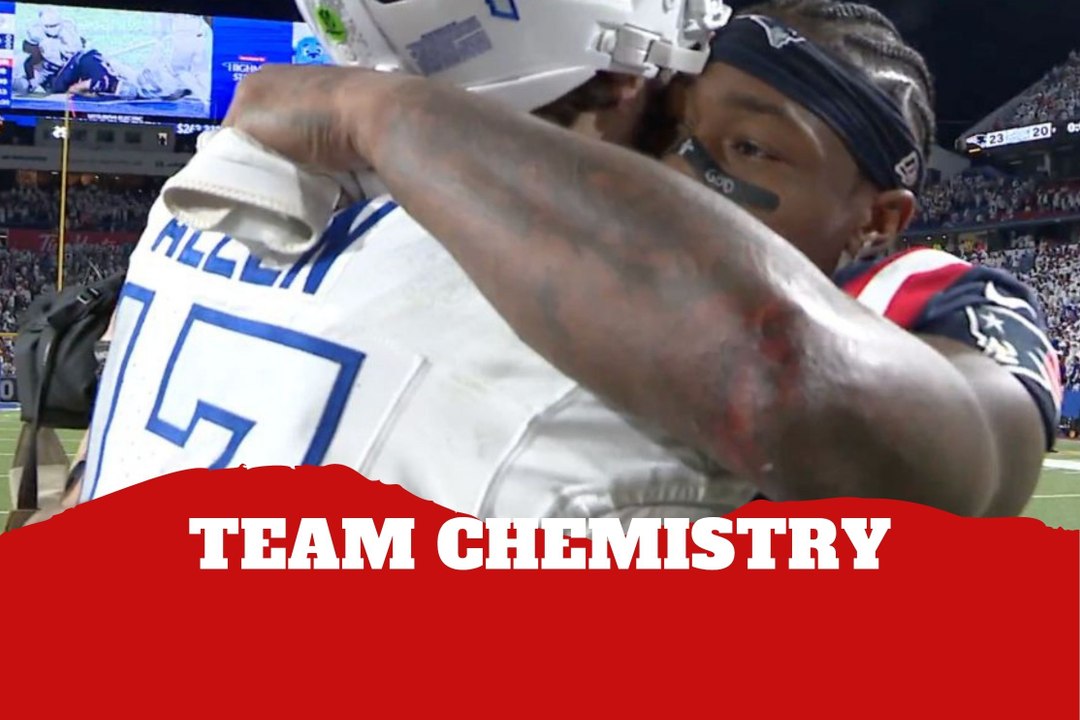 Josh Allen & Stefon Diggs share postgame hug