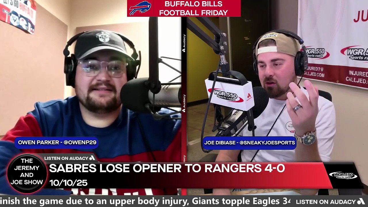 Alex Lyon solid in his Sabres debut