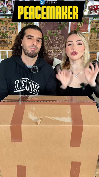 Unboxing Peacemaker saison 2