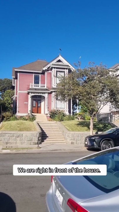 Charmed: The Hallowell Sisters 😃