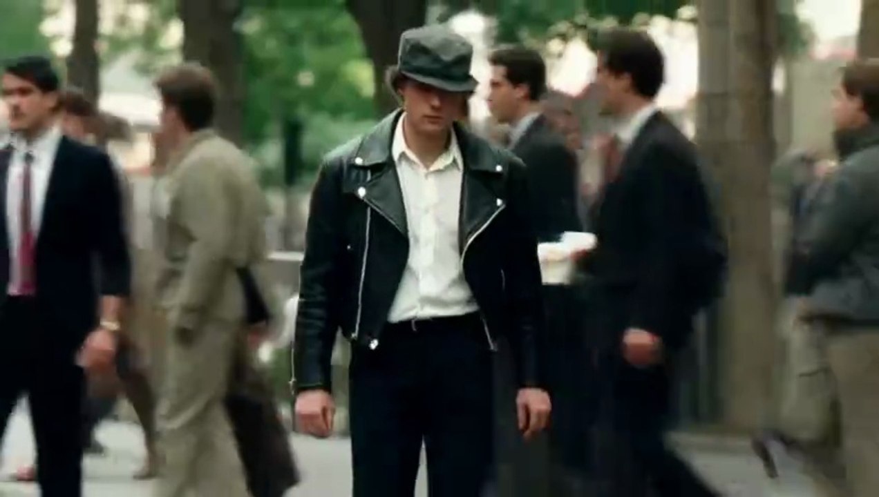 "AI Video Prompt Generator: Create Cinematic Content from Text"