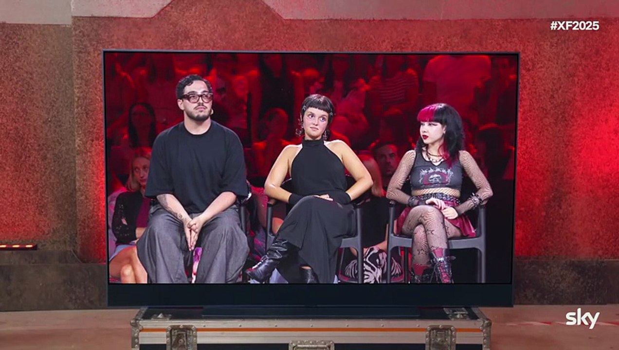 X Factor 2025: per Mayu che canta Pink arriva lo switch di Paola Iezzi