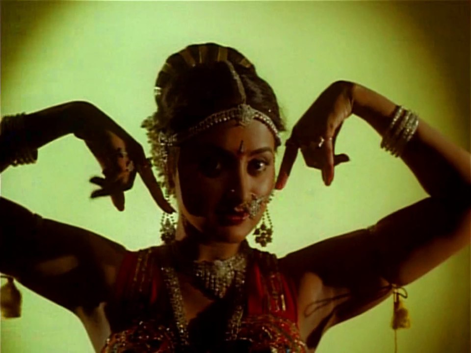 Sumalatha hot song in malayalam