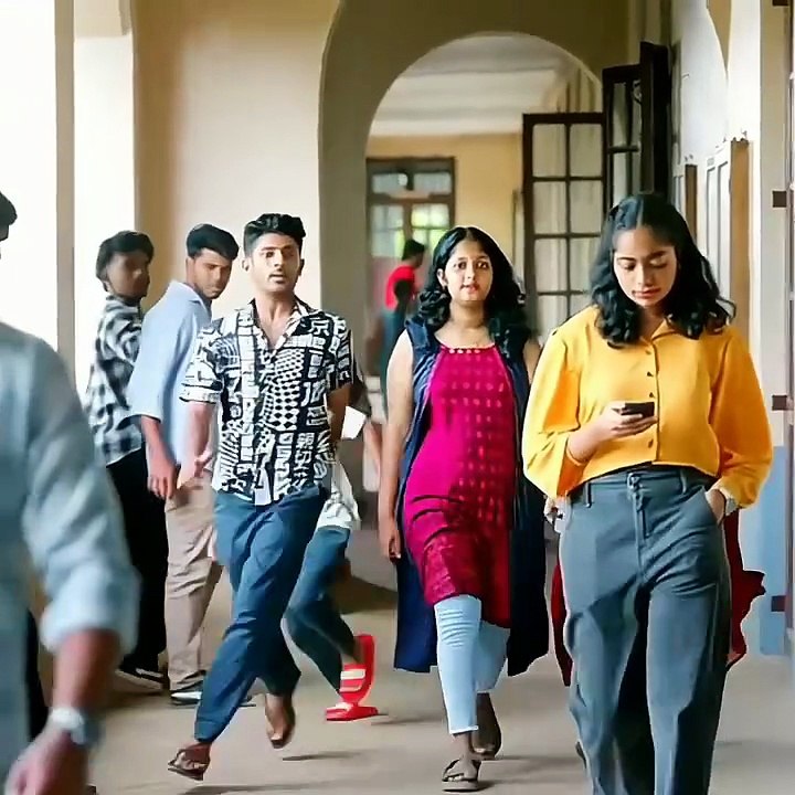 Adorable College Love Story | Hindi Dubbed Romantic Film 🎬