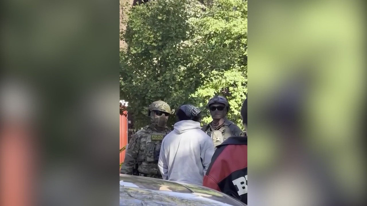 Chaos in Chicago: Tear Gas Erupts as Protesters Block ICE Arrests