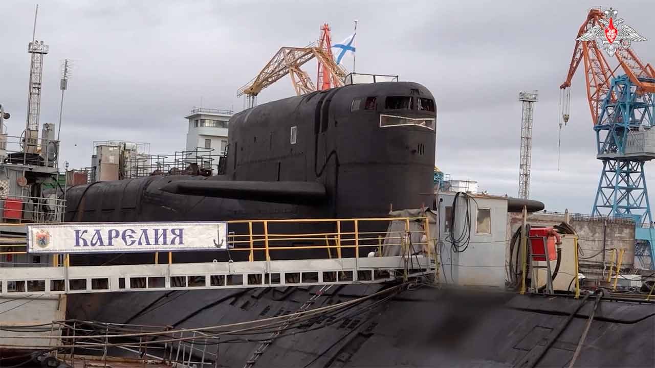 Russia unveils nuclear submarine “Khabarovsk” with advanced robotic technologies