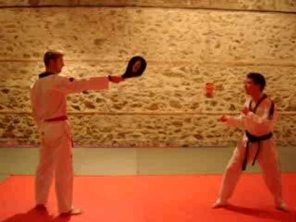 guillaume faisant la cloche