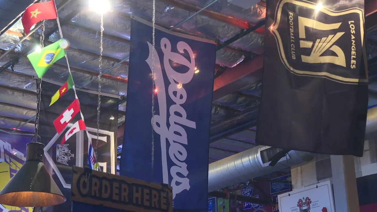 Fans roar as Dodgers win World Series