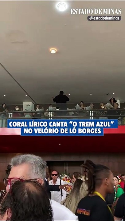 Coral Lírico canta “O Trem Azul” no velório de Lô Borges
