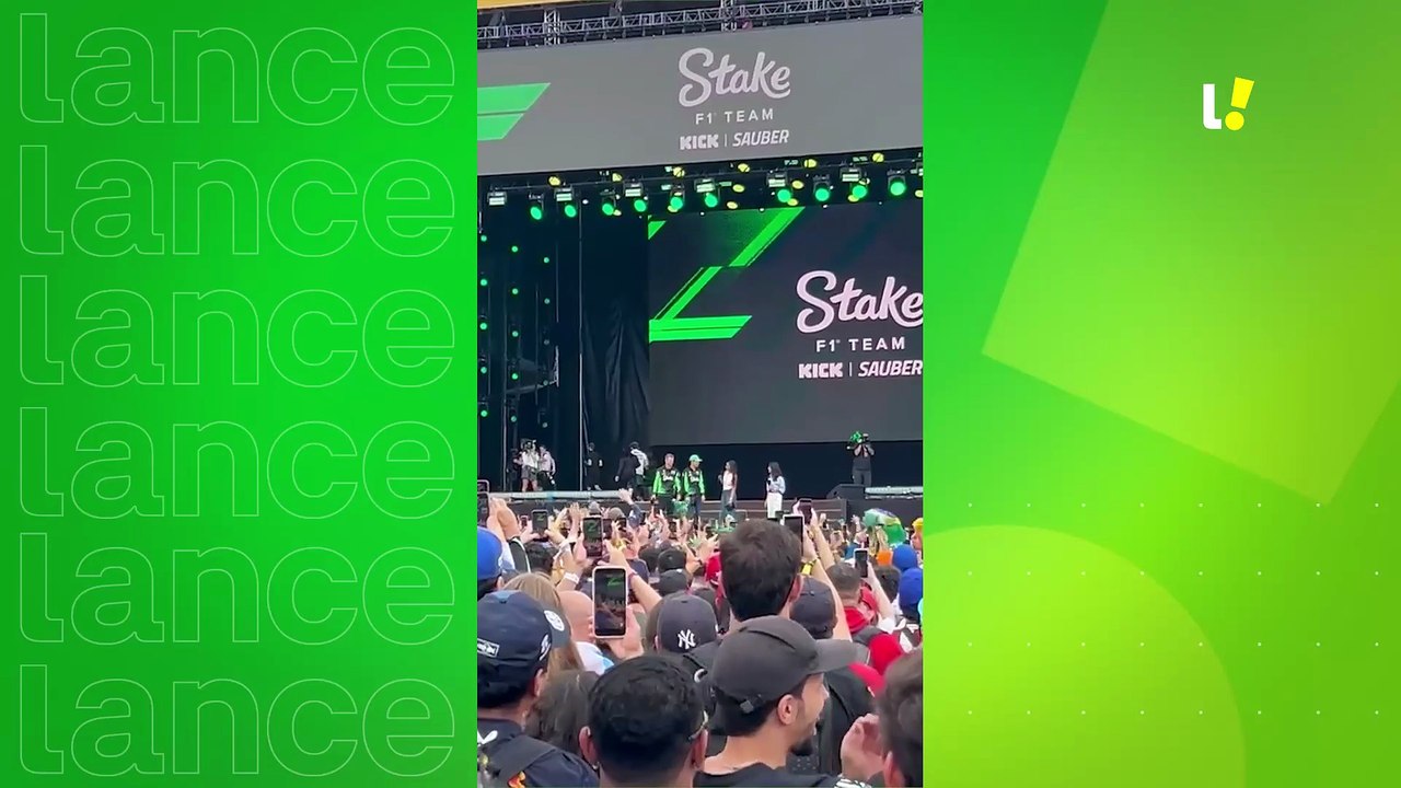 Bortoleto é ovacionado pela torcida.