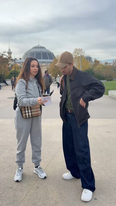 Trouve la bonne réponse #Quiz #MicroTrottoir #Interview