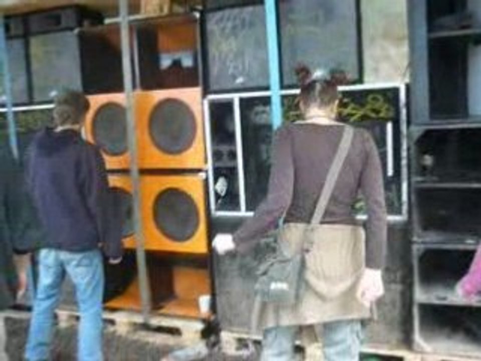 Dark dark dark !!!!!