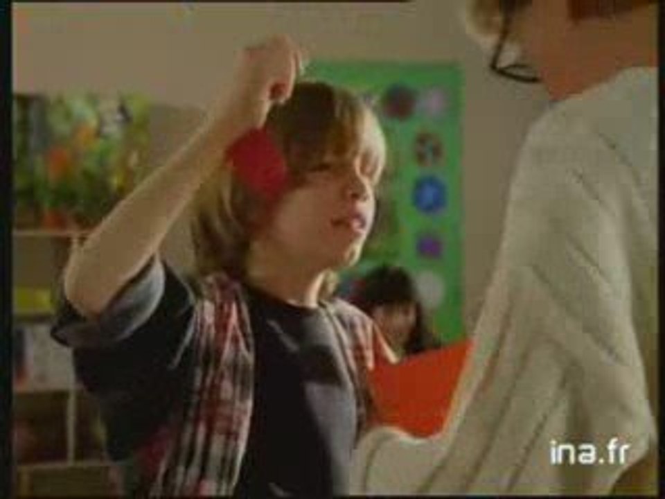 Stylo Colle Bille La Classe (1996) - Vintage Crafting Pen for Kids ✂️