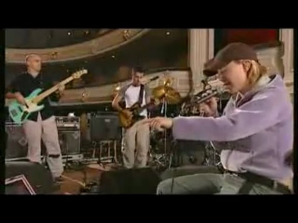 Anouk - Nobody's Wife [Reggae Version]