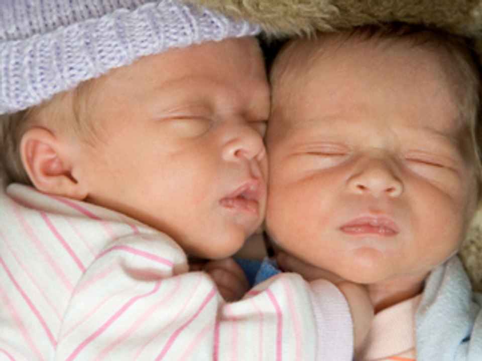 How To Have A Healthy Pregnancy Carrying Twins